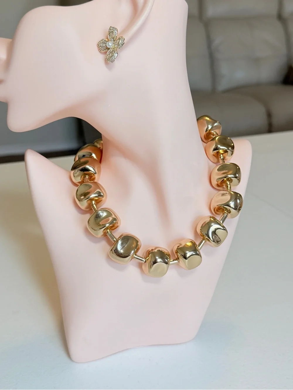 Gold Chunky Bead Necklace - Women Jewelry - Picture 1 of 6